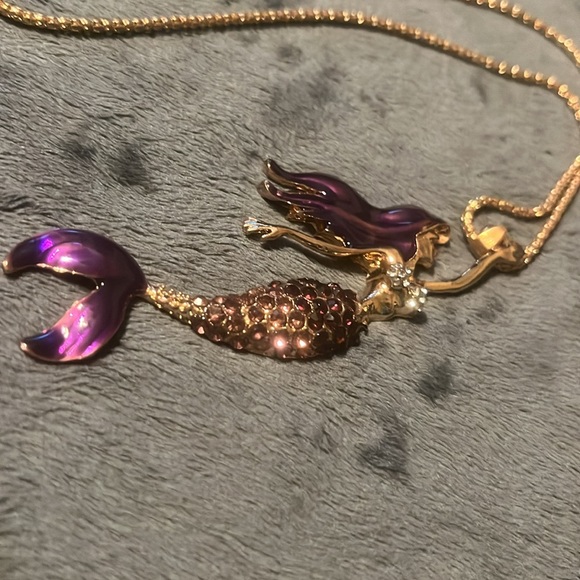 BETSEY JOHNSON MERMAID NECKLACE NWT - Picture 5 of 6